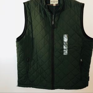 NWT Field & Stream Green Quilted Outfitter Vest